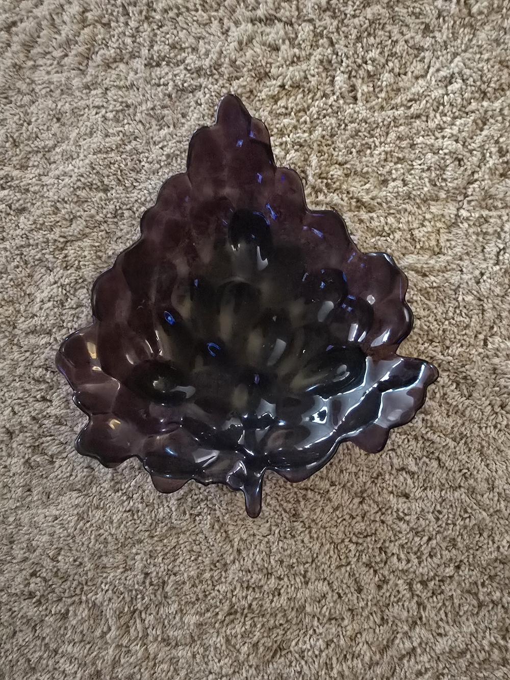 Decorative Leaf Glass Bowl - Deep Purple
